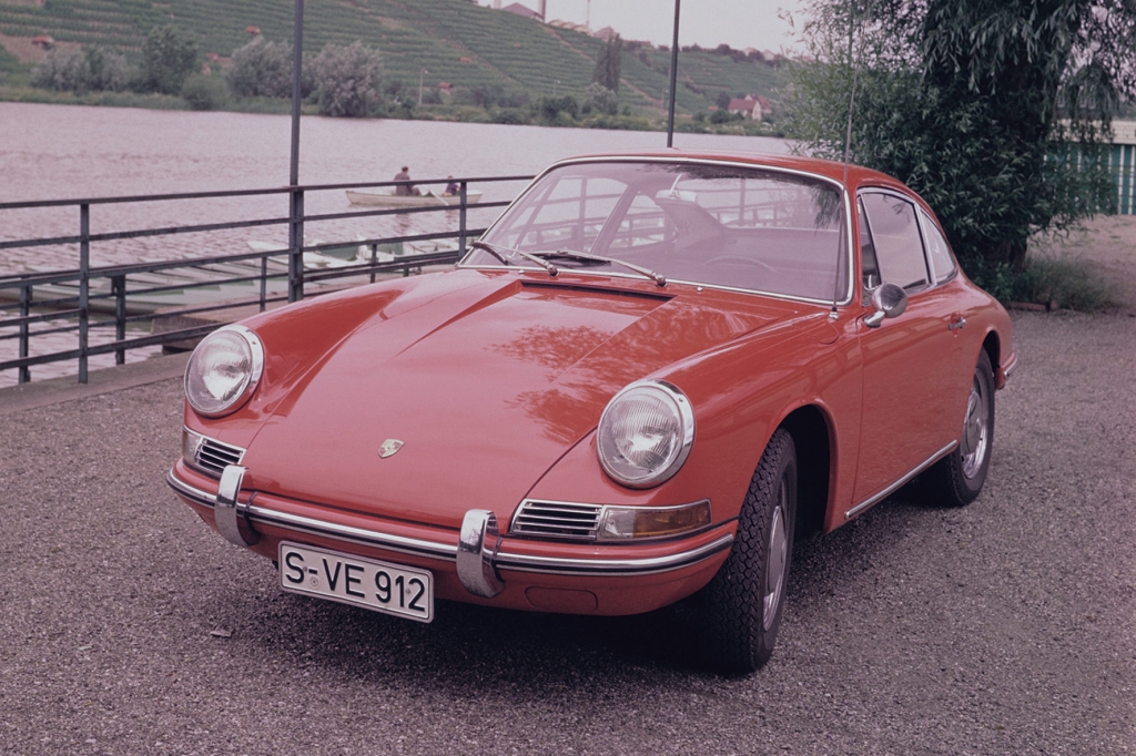 Auf Rang fünf schaffen es Porsche 911 und 912. 