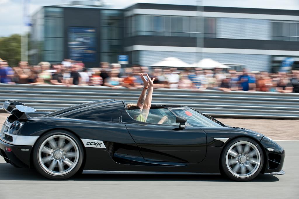 Charity Challenge: Fahrten im Luxus-Sportwagen für den guten Zweck