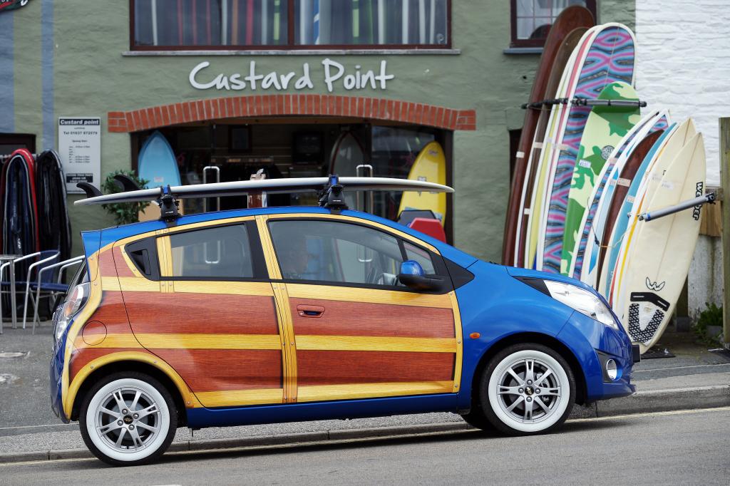 Chevrolet zeigte Spark Woody Wagon auf der Boardmasters 2010