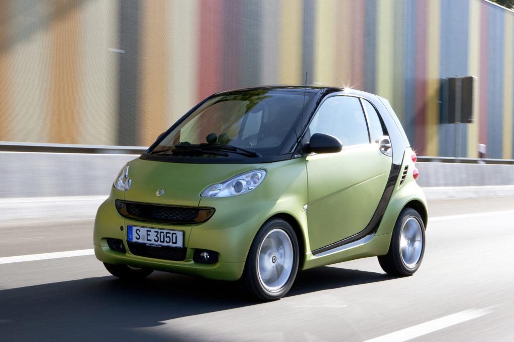 Der neue Smart kann auch mit mattem Lack bestellt werden. 
