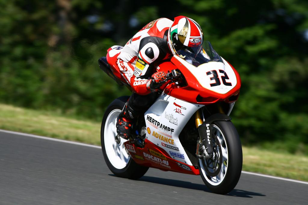 Ducati dominiert Rennwochenende auf dem Schleizer Dreieck