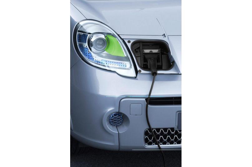 Elektroautos tanken beim Parken