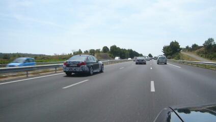 Erwischt: BMW 5er M Erlkönig – In Geschwaderfahrt nach Spanien