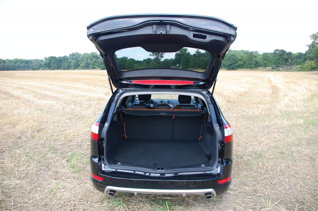 Fahrbericht Ford Mondeo Turnier 2.0 EcoBoost SCTi Titanium Individual: Ein Star für Jedermann