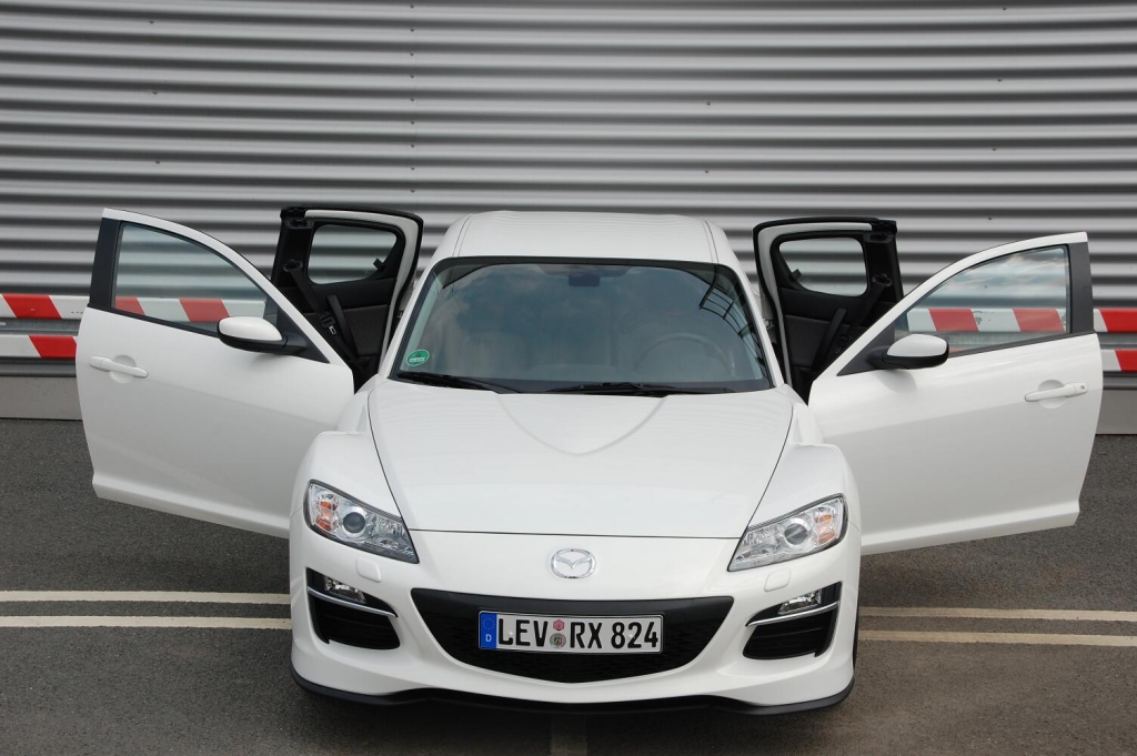 Fahrbericht Mazda RX-8: Entschlossen wankelmütige 231 PS