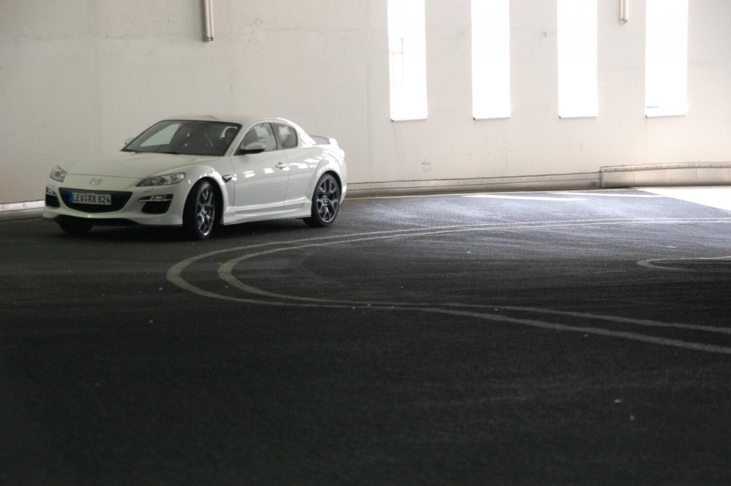 Fahrbericht Mazda RX-8: Entschlossen wankelmütige 231 PS