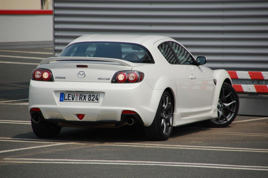 Fahrbericht Mazda RX-8: Entschlossen wankelmütige 231 PS