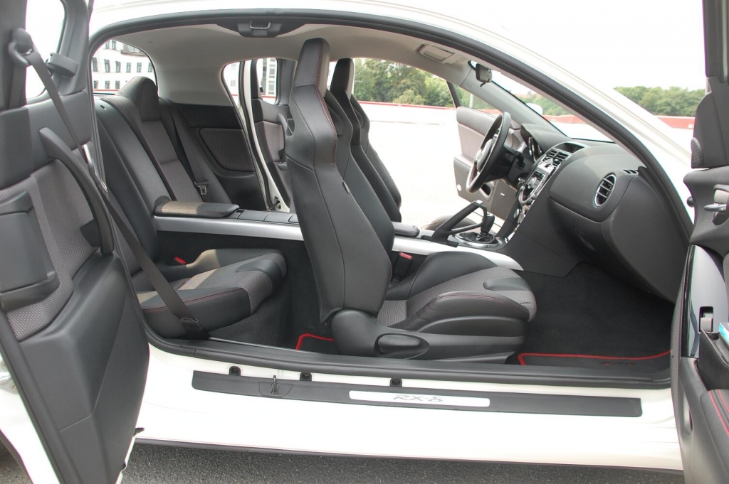 Fahrbericht Mazda RX-8: Entschlossen wankelmütige 231 PS