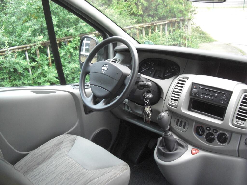 Fahrbericht Nissan Primastar Kombi 2.5 dCi 150 Premium: Transporterseele im Pkw-Gewand