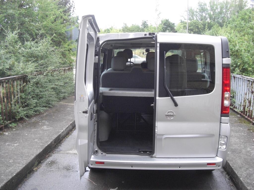 Fahrbericht Nissan Primastar Kombi 2.5 dCi 150 Premium: Transporterseele im Pkw-Gewand