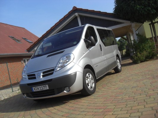 Fahrbericht Nissan Primastar Kombi 2.5 dCi 150 Premium: Transporterseele im Pkw-Gewand