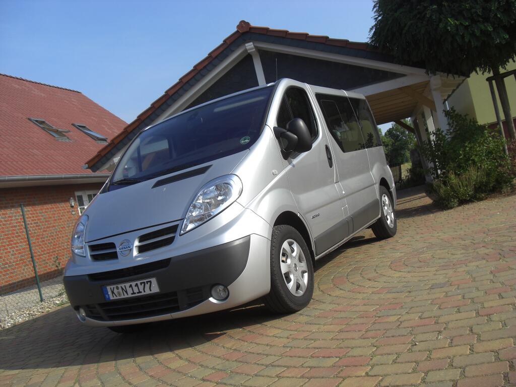 Fahrbericht Nissan Primastar Kombi 2.5 dCi 150 Premium: Transporterseele im Pkw-Gewand