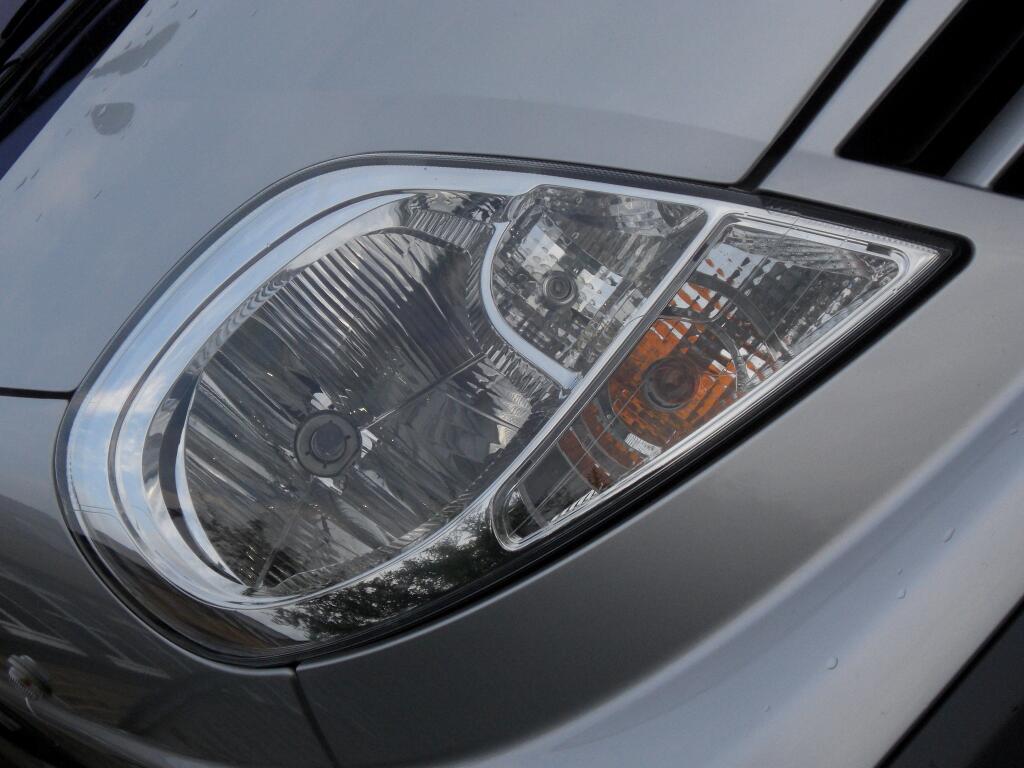 Fahrbericht Nissan Primastar Kombi 2.5 dCi 150 Premium: Transporterseele im Pkw-Gewand