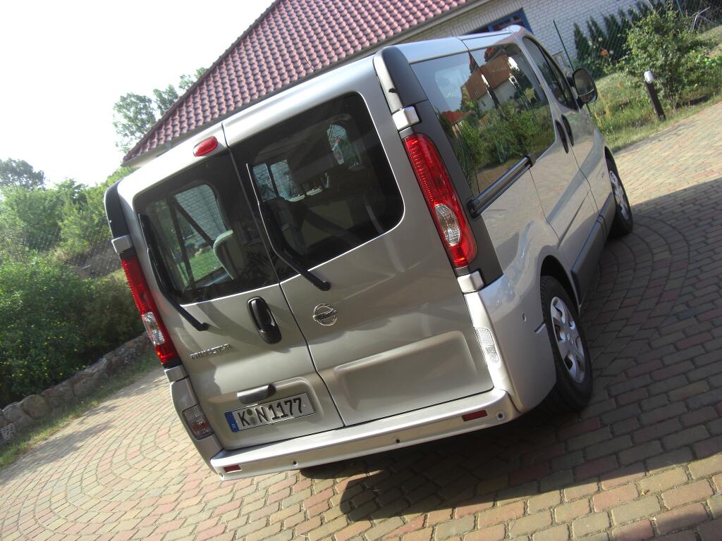 Fahrbericht Nissan Primastar Kombi 2.5 dCi 150 Premium: Transporterseele im Pkw-Gewand