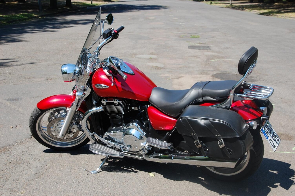 Fahrbericht Triumph Thunderbird Tour SE: Langstreckentool der Oberklasse