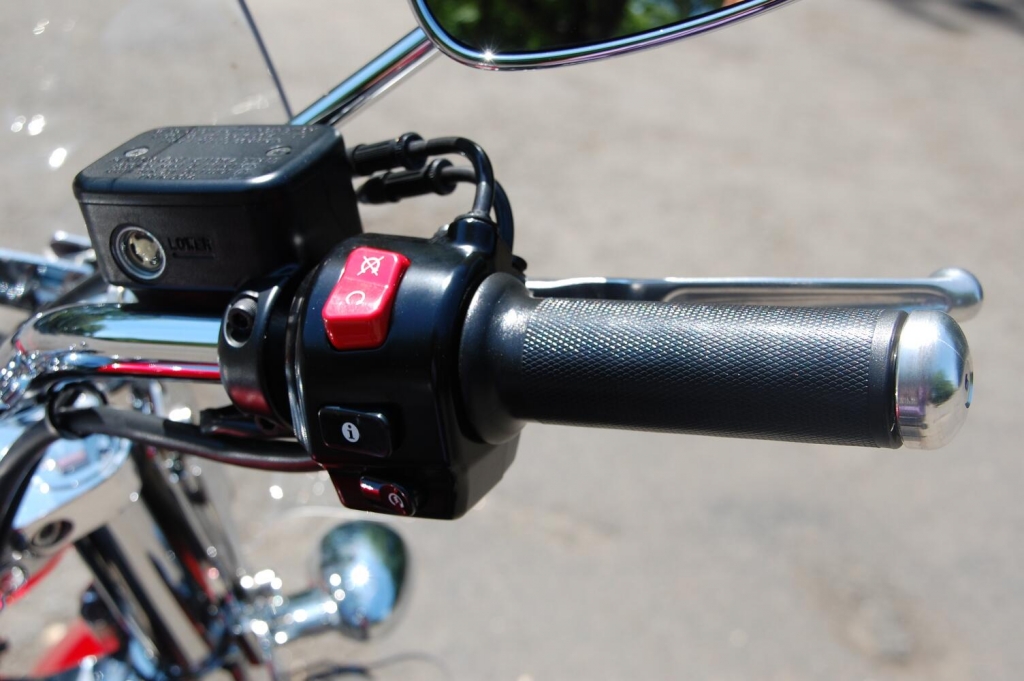 Fahrbericht Triumph Thunderbird Tour SE: Langstreckentool der Oberklasse