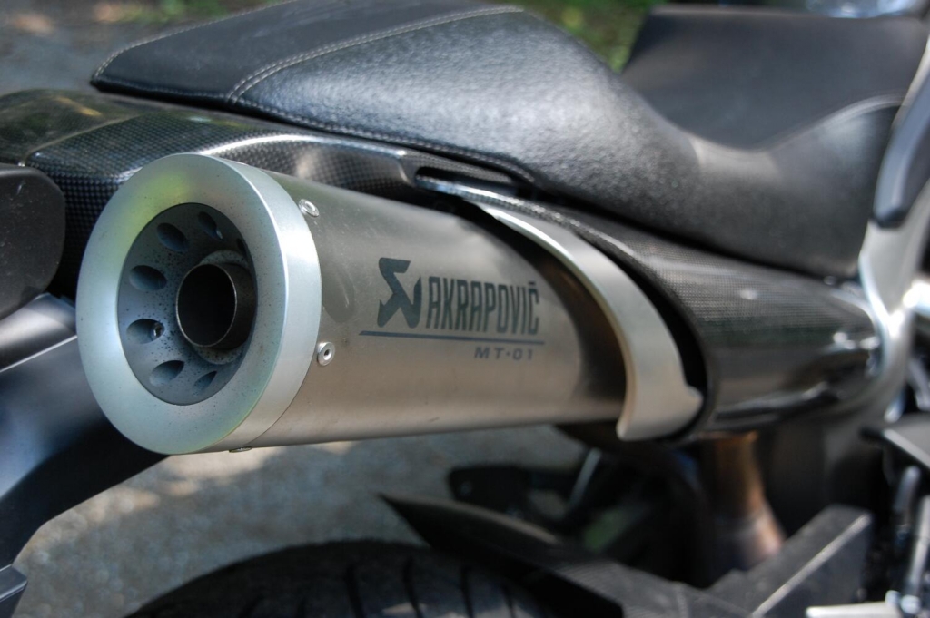 Fahrbericht Yamaha MT-01: Japanischer Dampfhammer im Solokonzert