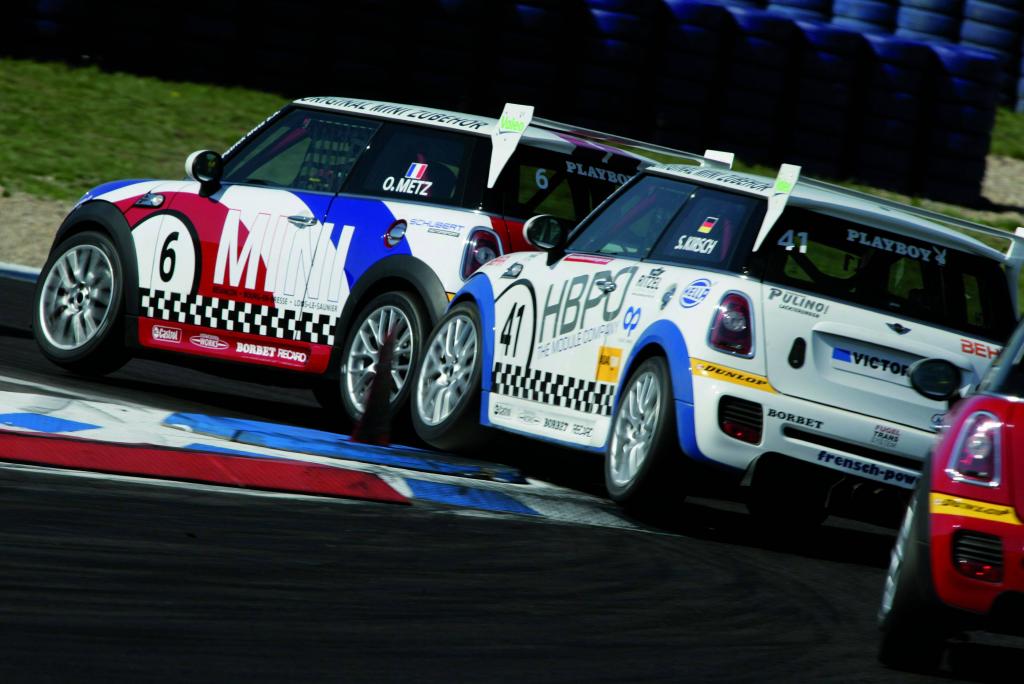 MINI CHALLENGE zu Gast beim AvD-Oldtimer-Grand-Prix auf dem Nürburgring
