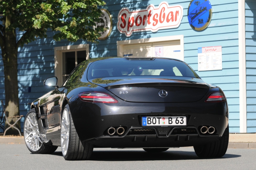 Mercedes SLS AMG im Brabus-Trimm: Leichter dank Carbon