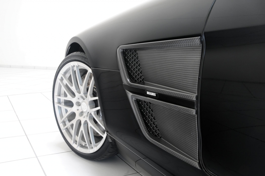 Mercedes SLS AMG im Brabus-Trimm: Leichter dank Carbon