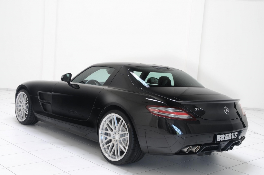 Mercedes SLS AMG im Brabus-Trimm: Leichter dank Carbon