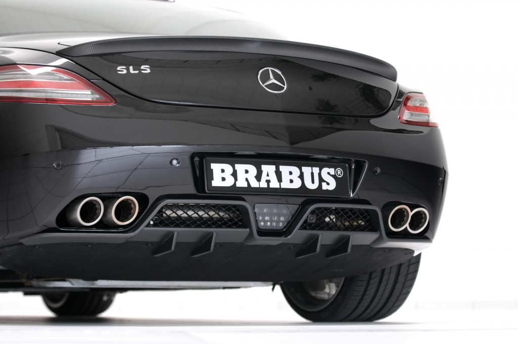 Mercedes SLS AMG im Brabus-Trimm: Leichter dank Carbon