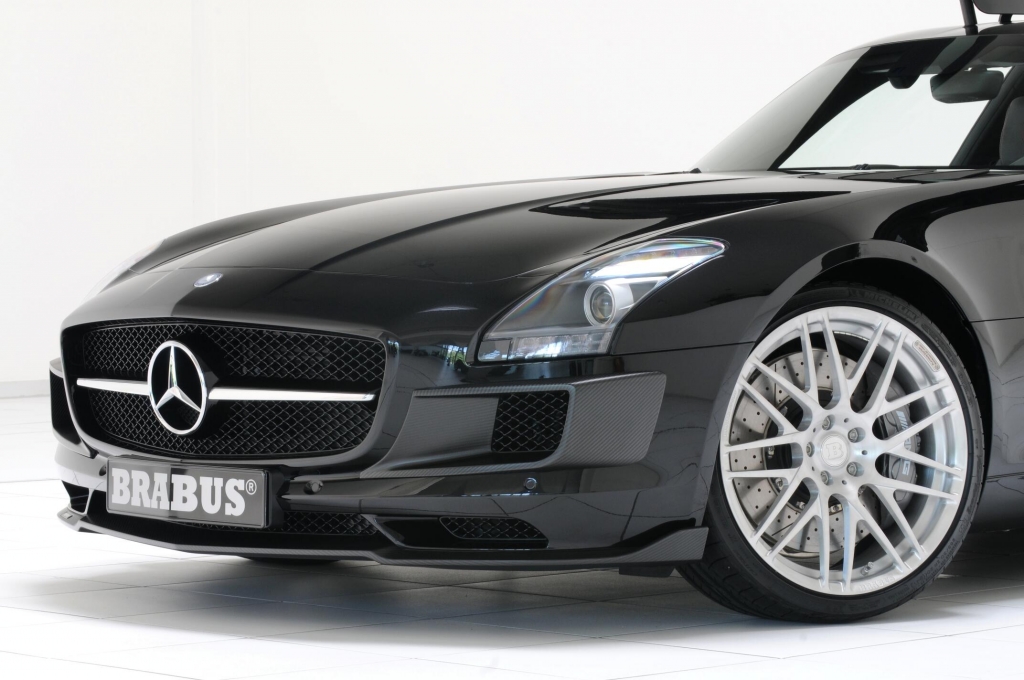 Mercedes SLS AMG im Brabus-Trimm: Leichter dank Carbon