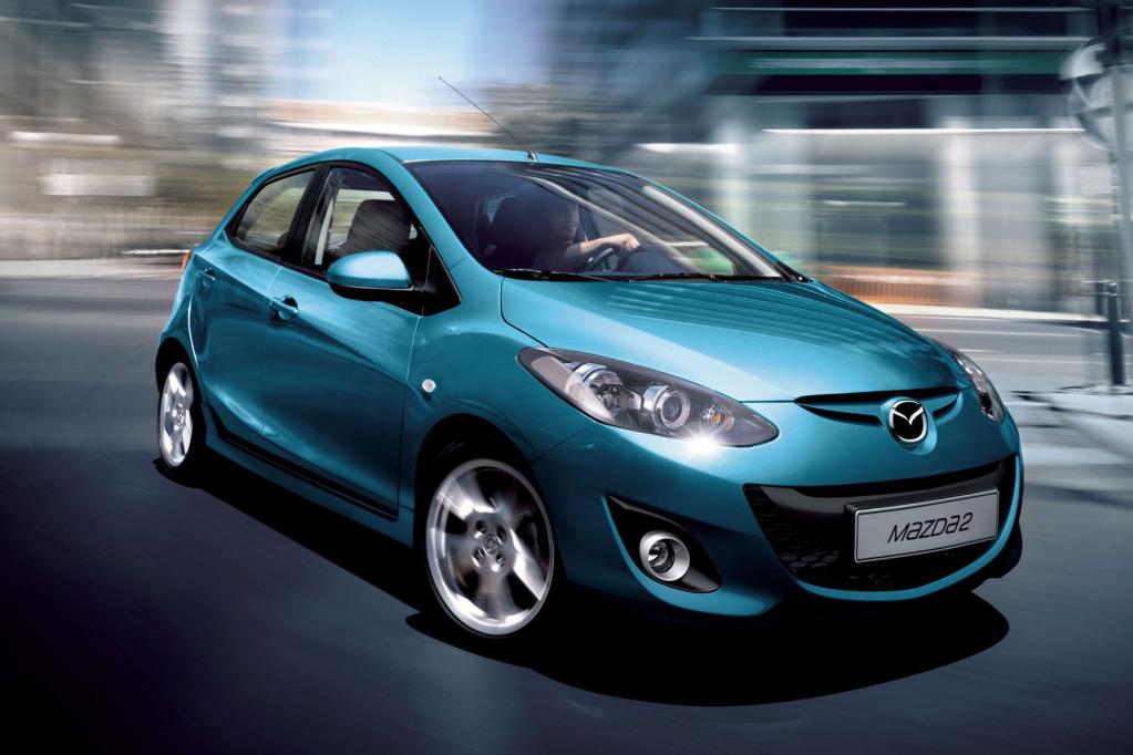 Modellgepflegter Mazda2 debütiert in Paris 
