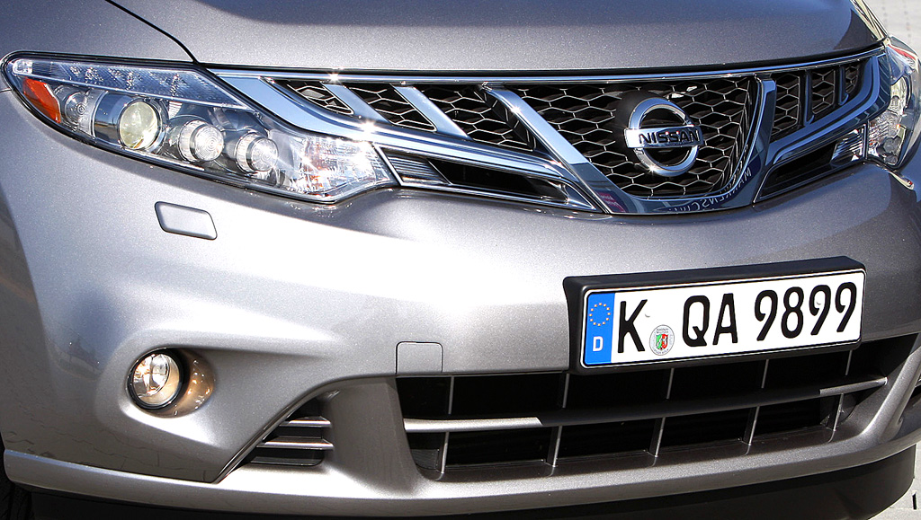 Nissan Murano Diesel: Blick auf die Frontpartie. 
