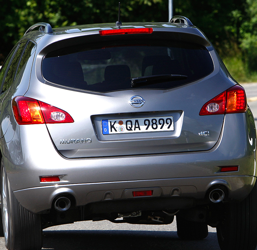 Nissan Murano Diesel: Blick auf die Heckpartie. 