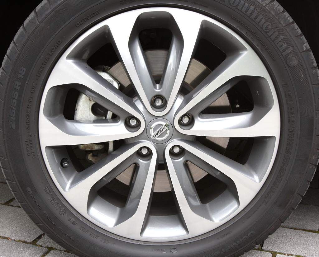 Nissan Qashqai+2 Diesel: Standard sind 17-Zöller mit 215er-Reifen. 
