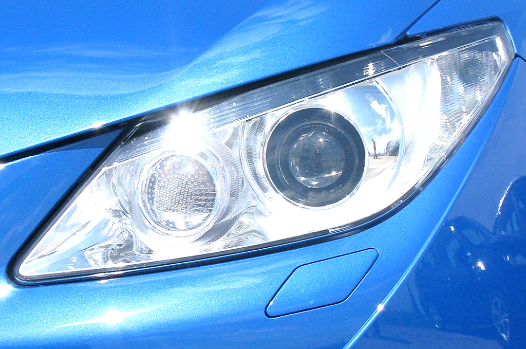 Seat Ibiza ST: Moderne Leuchteinheit vorn. 