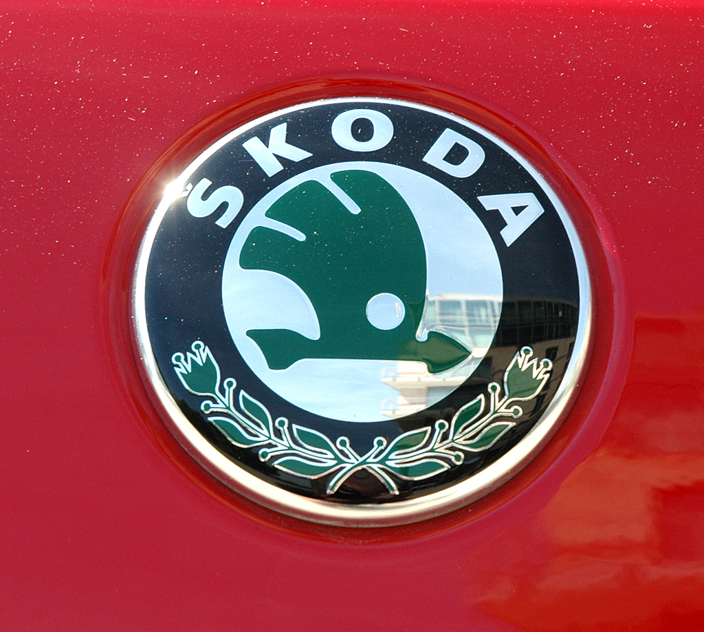 Skoda Fabia RS: Markenlogo auf der Heckklappe. 