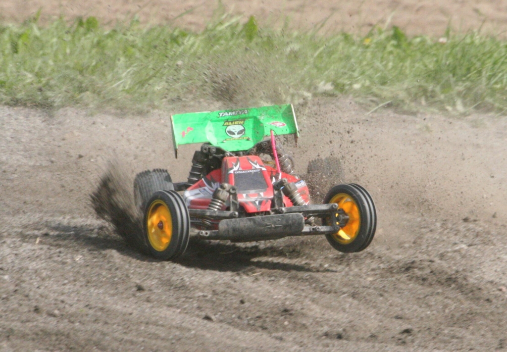 Tamiya Fighter-Cup 2010: Motorsport im Mini-Format – Spannung XXL