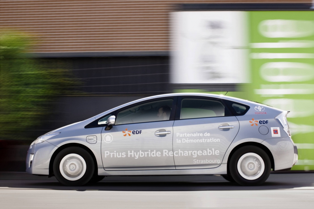 Toyota Prius Plug-in heizt elektrisch ein 