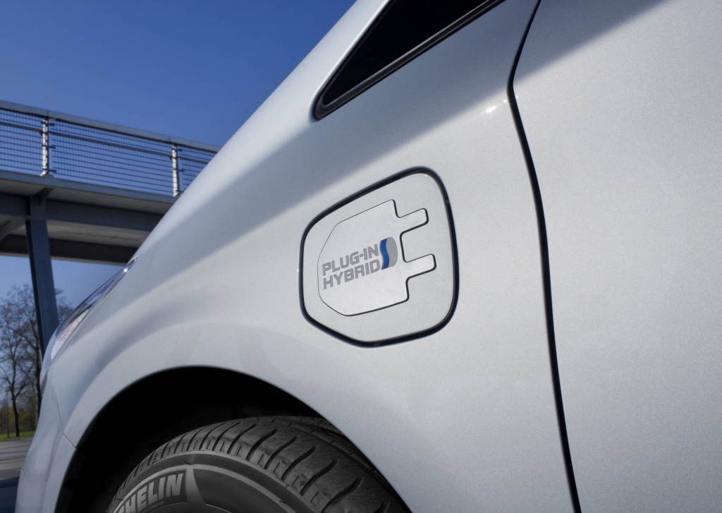 Toyota Prius Plug-in heizt elektrisch ein 