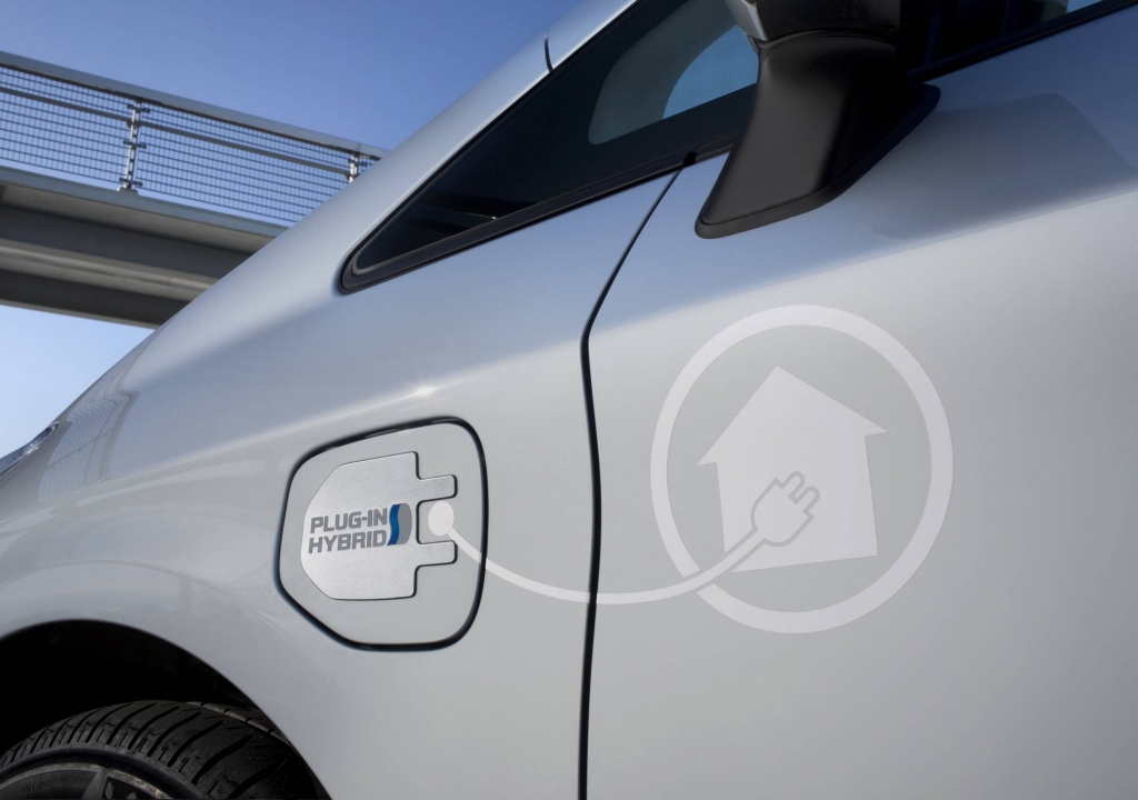 Toyota Prius Plug-in heizt elektrisch ein 