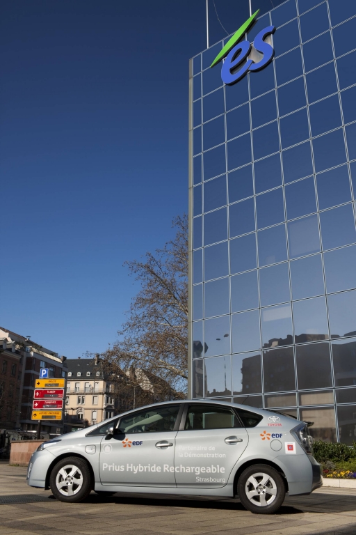 Toyota Prius Plug-in heizt elektrisch ein 