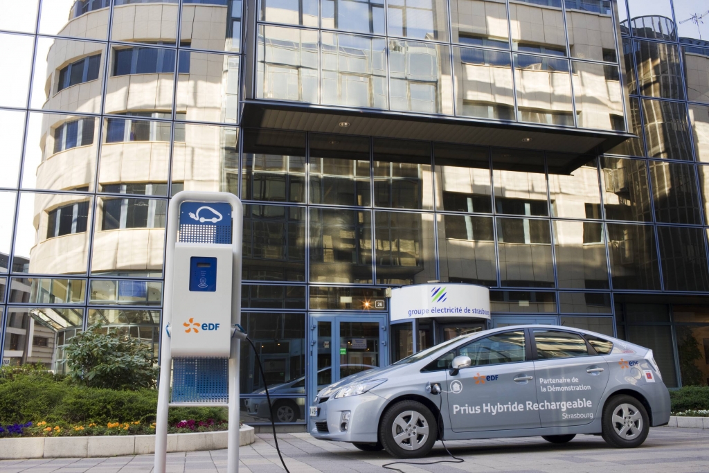 Toyota Prius Plug-in heizt elektrisch ein 