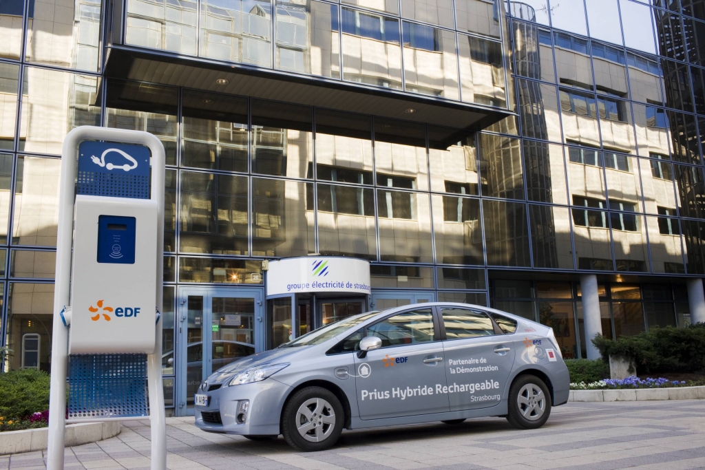 Toyota Prius Plug-in heizt elektrisch ein 
