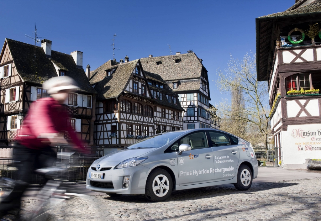 Toyota Prius Plug-in heizt elektrisch ein 
