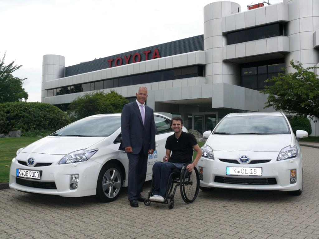 Toyota Shuttle-Service stellt Fahrzeuge für die Tetra Open Cologne 2010