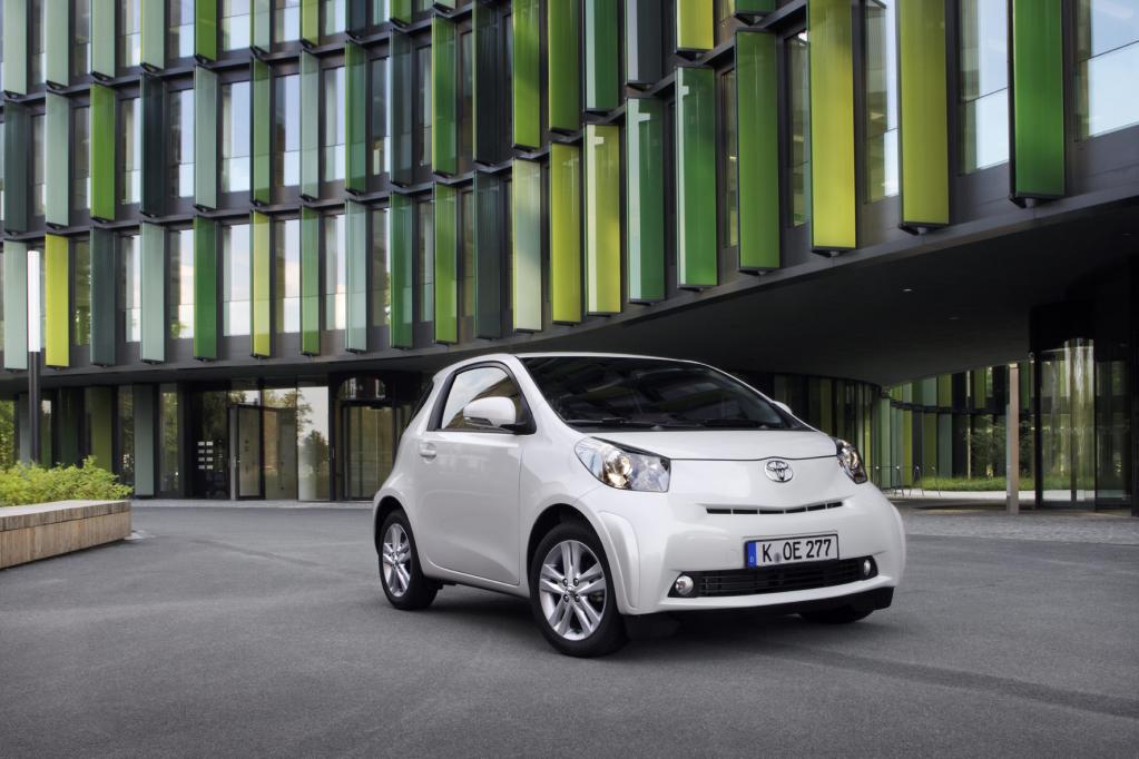 Toyota überarbeitet iQ-Innenraum 