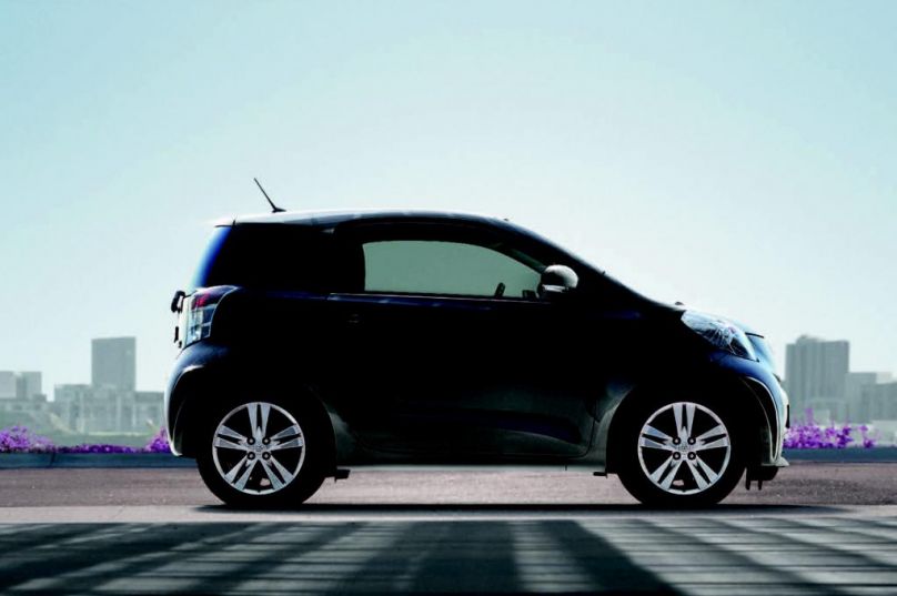 Toyota iQ