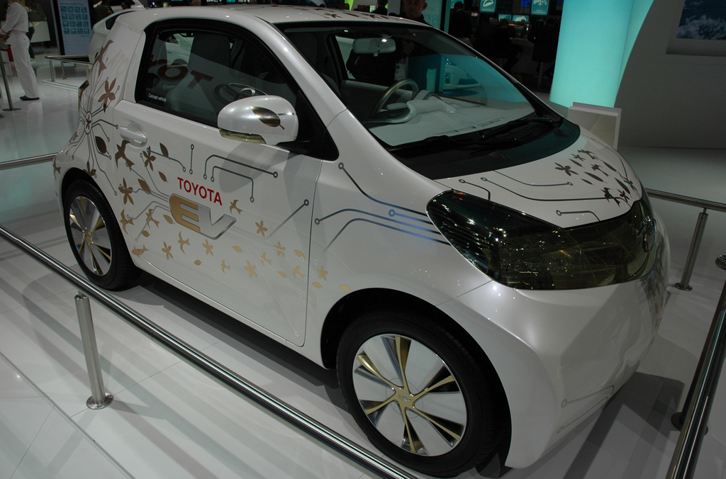 Toyotas iQ mit Alternativantrieb.