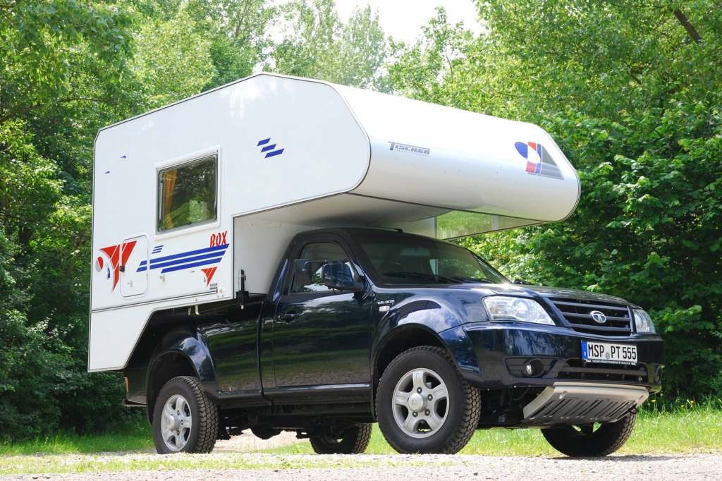 Unter 30 000 Euro gibt es den Pick-up Tata Xenon, auf dem eine Wohnkabine von Tischer aufgesetzt wird. 