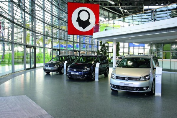 Volkswagen liefert erste neue Touran aus