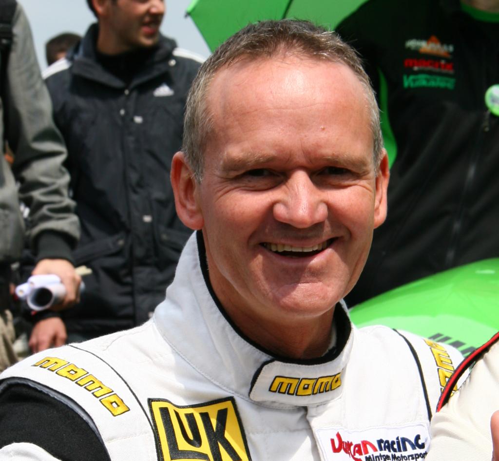 Wolfgang Kaufmann kehrt am Steuer der Dodge Viper ins ADAC GT Masters zurück. 