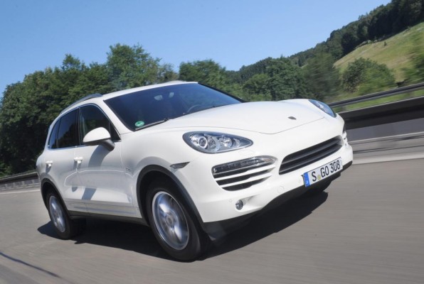 YOKOHAMA-Reifen für den neuen Porsche Cayenne
