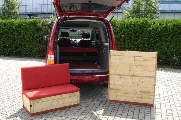 Öko? Logisch: VW Caddy Maxi mit Bio-Möbelbausatz 
